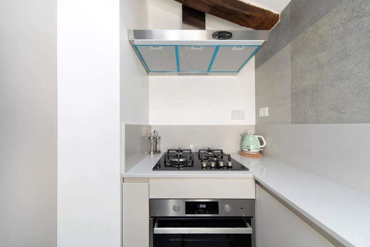 Ur-Nest Indipendenza Apartment Bologna