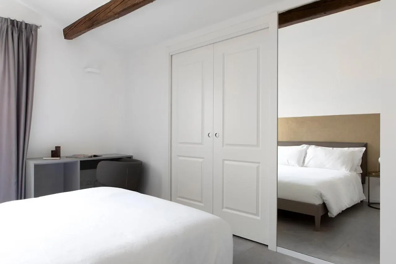 Ur-Nest Indipendenza Apartment Bologna Italy